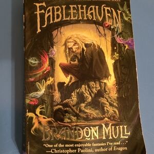 Fablehaven by - Brandon MULL BOOK 1